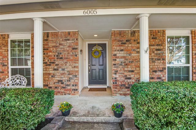 6005 Blair Oaks Drive, The Colony, TX 75056