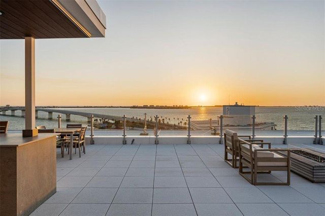 111 GOLDEN GATE POINT 802PH, Sarasota, FL 34236