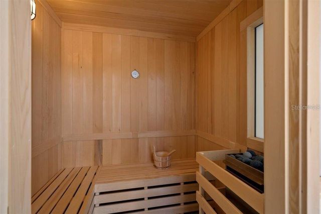 111 GOLDEN GATE POINT 802PH, Sarasota, FL 34236