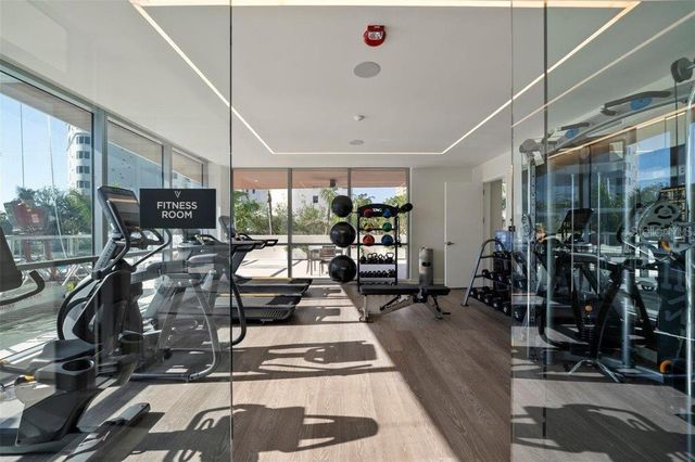 111 GOLDEN GATE POINT 802PH, Sarasota, FL 34236