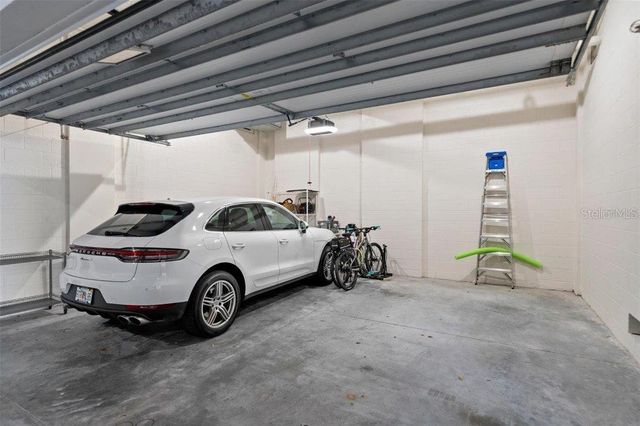 111 GOLDEN GATE POINT 802PH, Sarasota, FL 34236