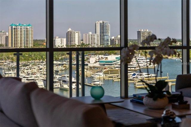 111 GOLDEN GATE POINT 802PH, Sarasota, FL 34236