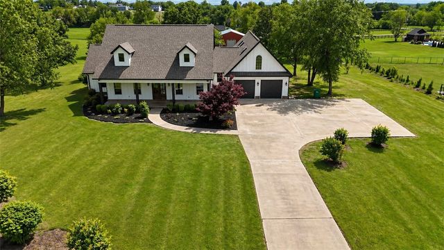 2607 Country Lane, Springdale, AR 72762