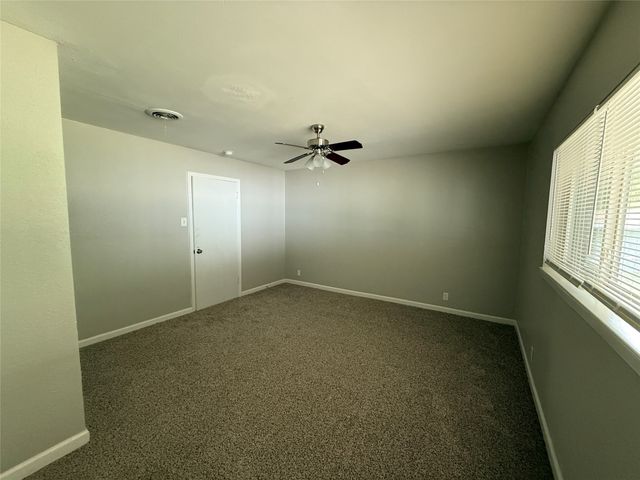 820 Carney Drive, Garland, TX 75041