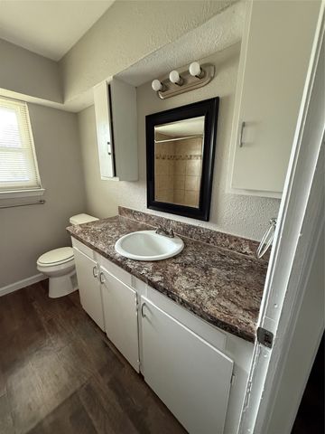 820 Carney Drive, Garland, TX 75041