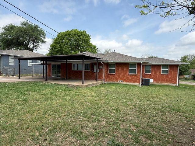 820 Carney Drive, Garland, TX 75041