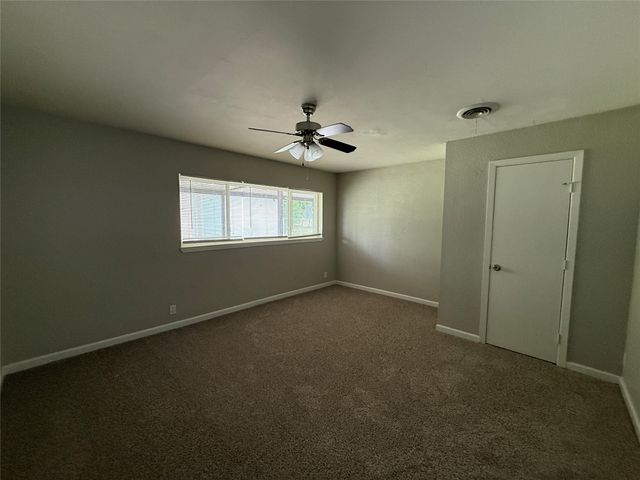 820 Carney Drive, Garland, TX 75041