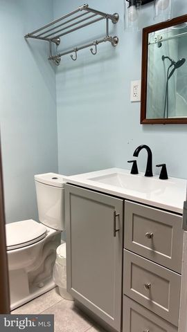 228 COPLEY RD, Upper Darby, PA 19082