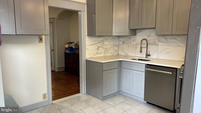 228 COPLEY RD, Upper Darby, PA 19082