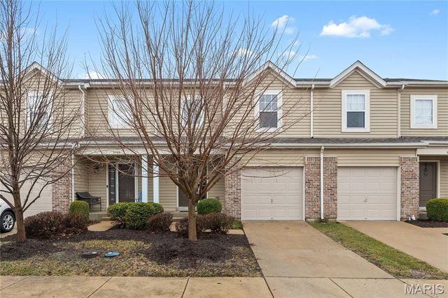 3105 Pathfinder Trail, St Charles, MO 63301