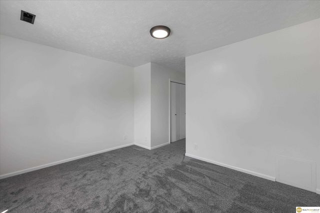 3505 S 56th Plaza, Omaha, NE 68106