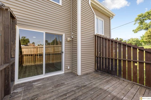 3505 S 56th Plaza, Omaha, NE 68106