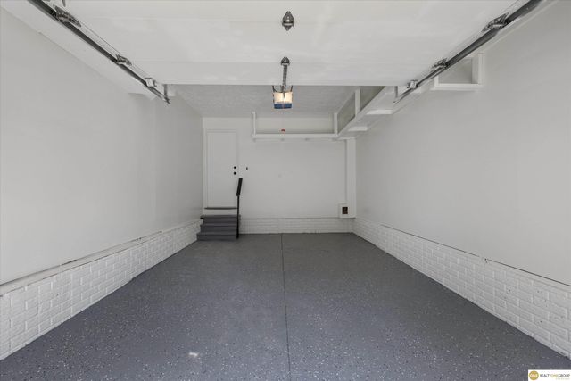 3505 S 56th Plaza, Omaha, NE 68106