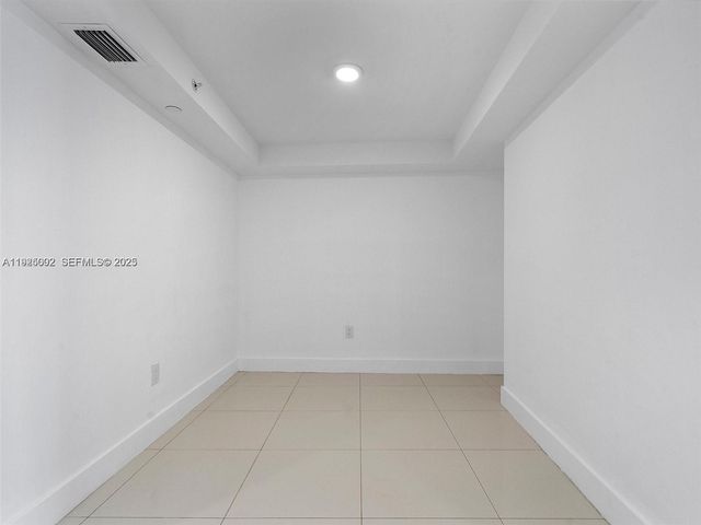 9261 E Bay Harbor Dr 501, Bay Harbor Islands, FL 33154