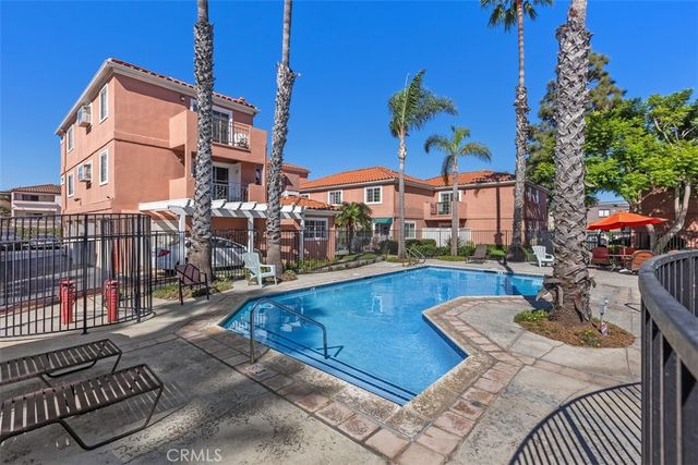 409 Utica D43, Huntington Beach, CA 92648