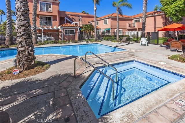409 Utica D43, Huntington Beach, CA 92648