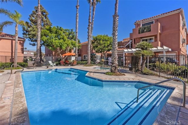 409 Utica D43, Huntington Beach, CA 92648