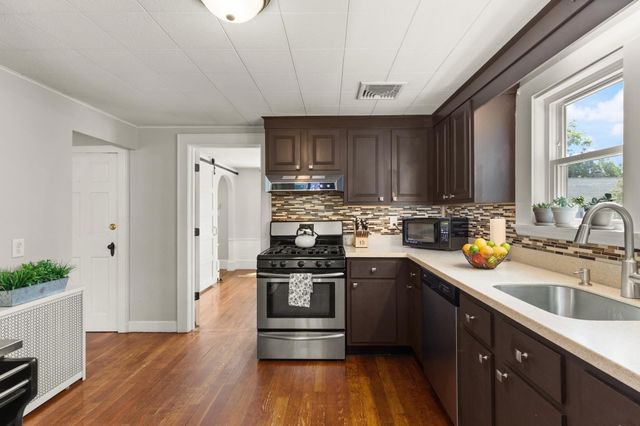 67 Woodard Ave, Brockton, MA 02301