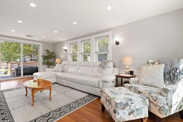67 Woodard Ave, Brockton, MA 02301