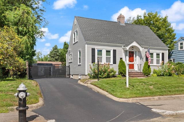 67 Woodard Ave, Brockton, MA 02301