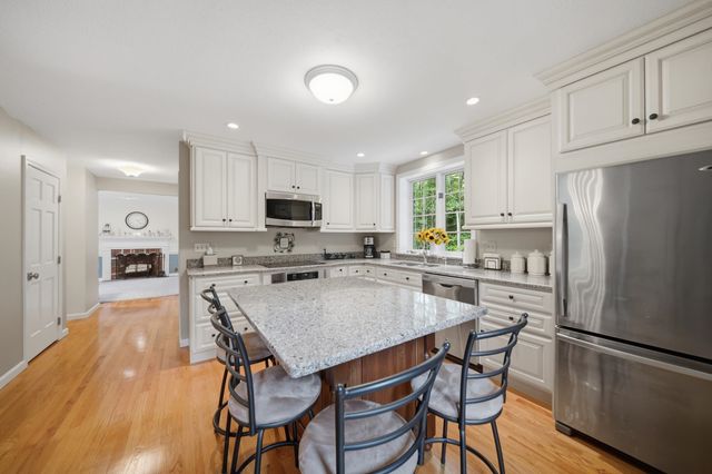 50 Munroe Drive, Hampstead, NH 03826