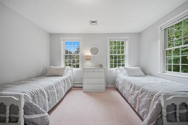 50 Munroe Drive, Hampstead, NH 03826