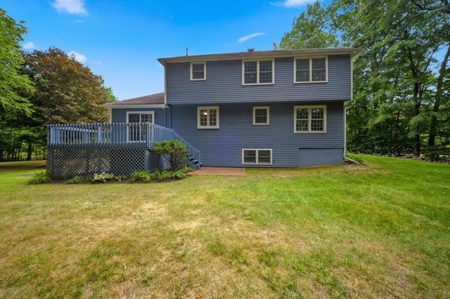 50 Munroe Drive, Hampstead, NH 03826