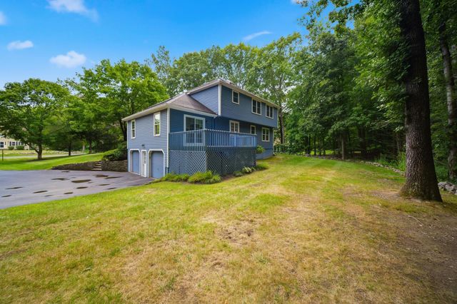 50 Munroe Drive, Hampstead, NH 03826
