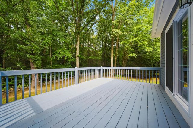 50 Munroe Drive, Hampstead, NH 03826
