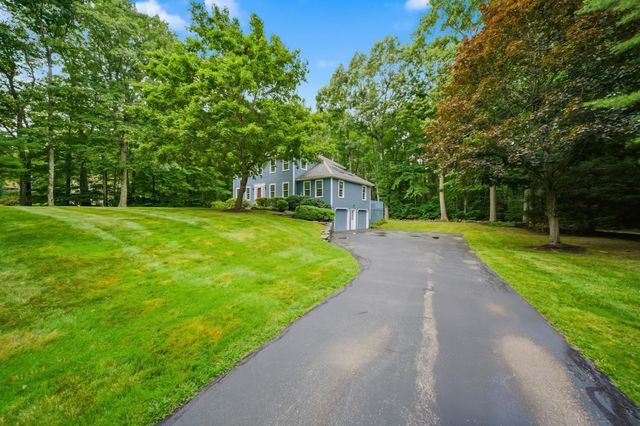 50 Munroe Drive, Hampstead, NH 03826