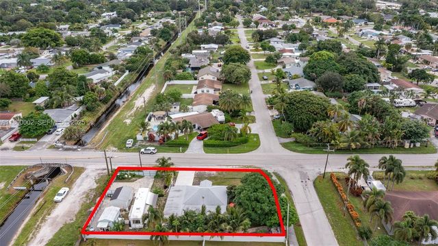 521 S Florida Mango Road, West Palm Beach, FL 33406
