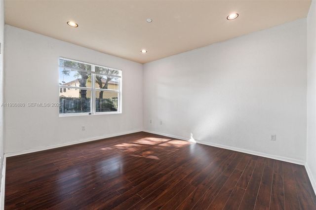 3448 NE 1st St 3448, Homestead, FL 33033