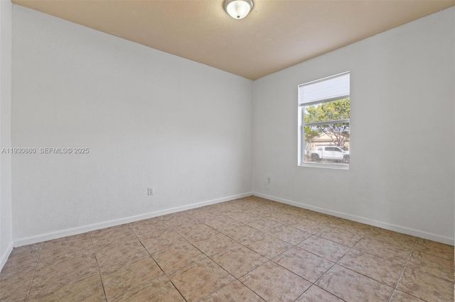 3448 NE 1st St 3448, Homestead, FL 33033