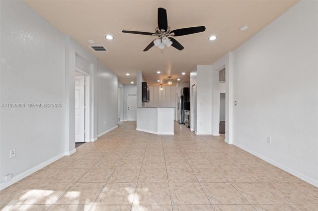 3448 NE 1st St 3448, Homestead, FL 33033