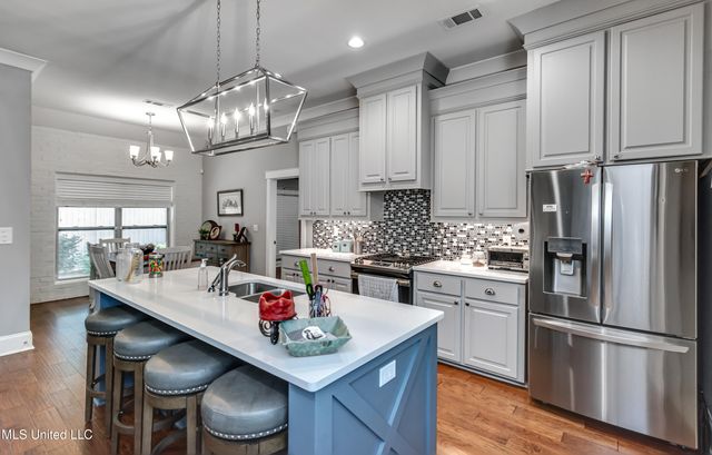 262 Hidden Hills Parkway, Brandon, MS 39047