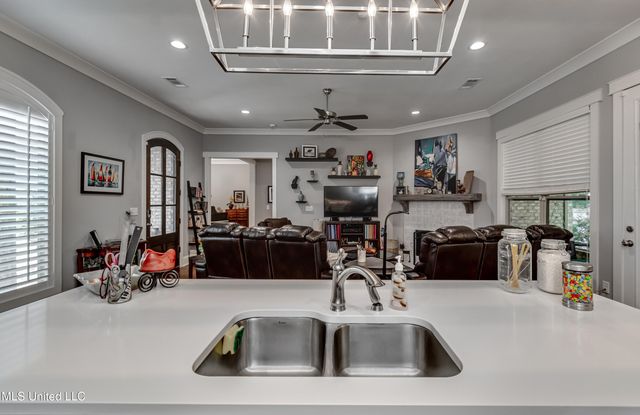 262 Hidden Hills Parkway, Brandon, MS 39047