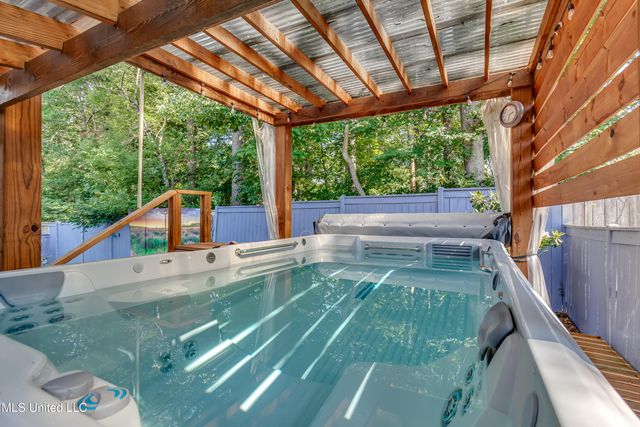 262 Hidden Hills Parkway, Brandon, MS 39047