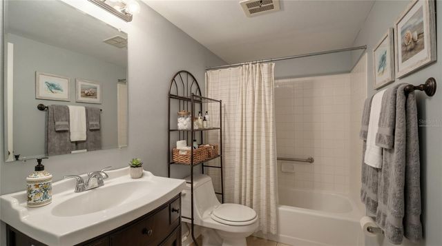120 S CHURCH AVENUE 201, Tampa, FL 33609