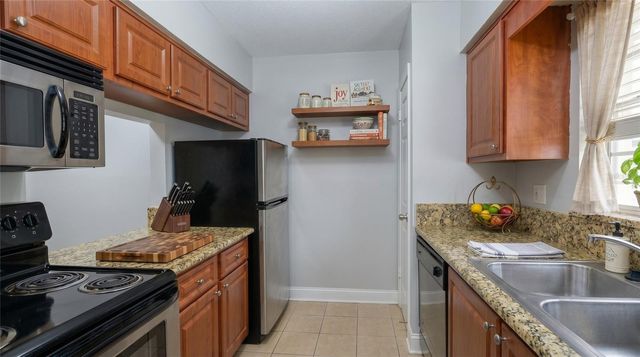 120 S CHURCH AVENUE 201, Tampa, FL 33609