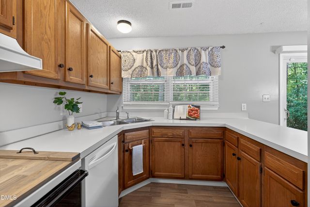 5313 Thistlebrook Court, Raleigh, NC 27610