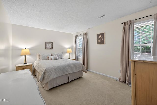 5313 Thistlebrook Court, Raleigh, NC 27610
