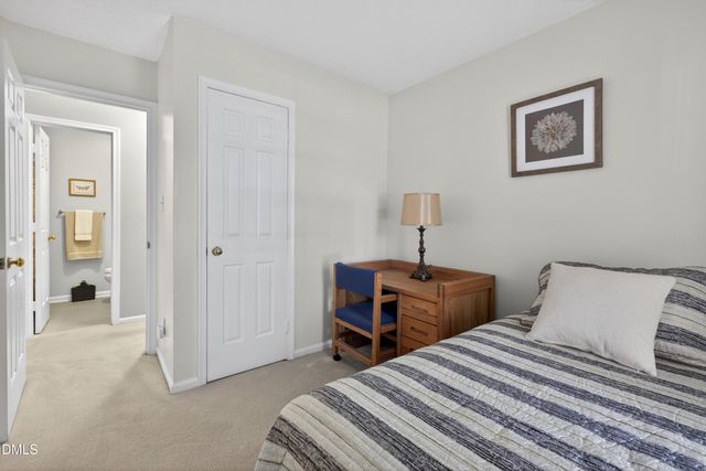 5313 Thistlebrook Court, Raleigh, NC 27610