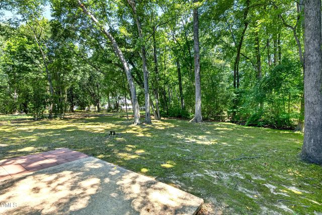 5313 Thistlebrook Court, Raleigh, NC 27610
