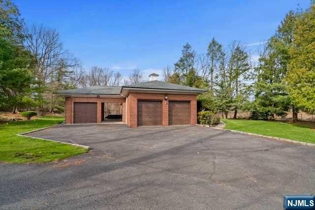 35 Old Dock Road, Alpine, NJ 07620
