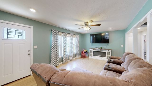 128 Jefferson Ave, W, Carthage, TN 37030