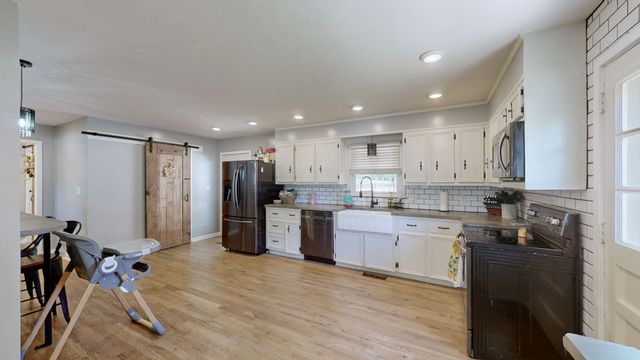 128 Jefferson Ave, W, Carthage, TN 37030