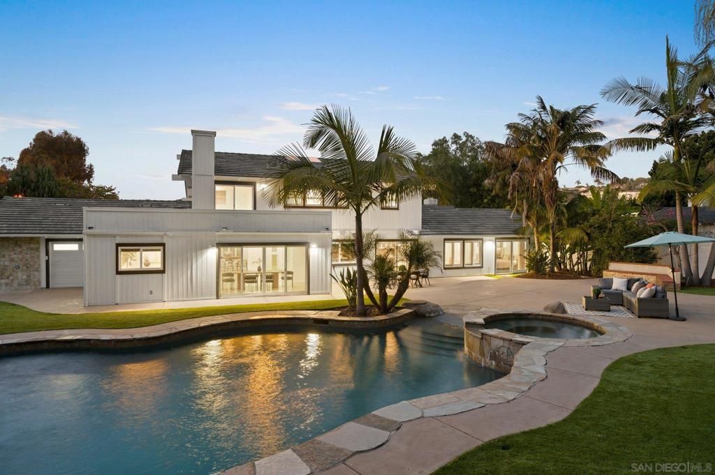 Image 1 of property listing at 2505 Hidden Valley Pl, La Jolla, CA 92037