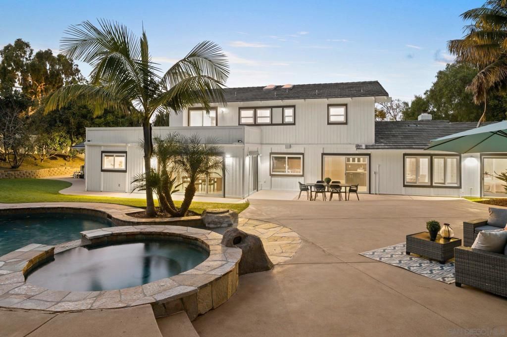 Image 52 of property listing at 2505 Hidden Valley Pl, La Jolla, CA 92037