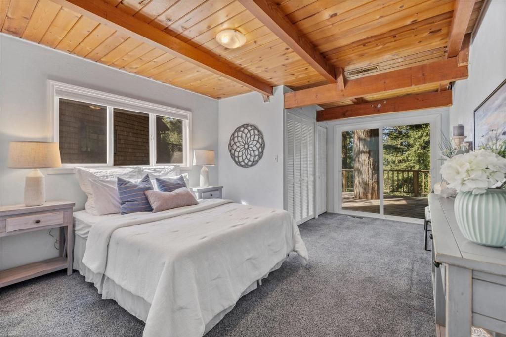 Image 22 of property listing at 18081 Redwood Drive, Los Gatos, CA 95033