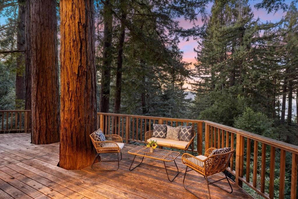 Image 53 of property listing at 18081 Redwood Drive, Los Gatos, CA 95033